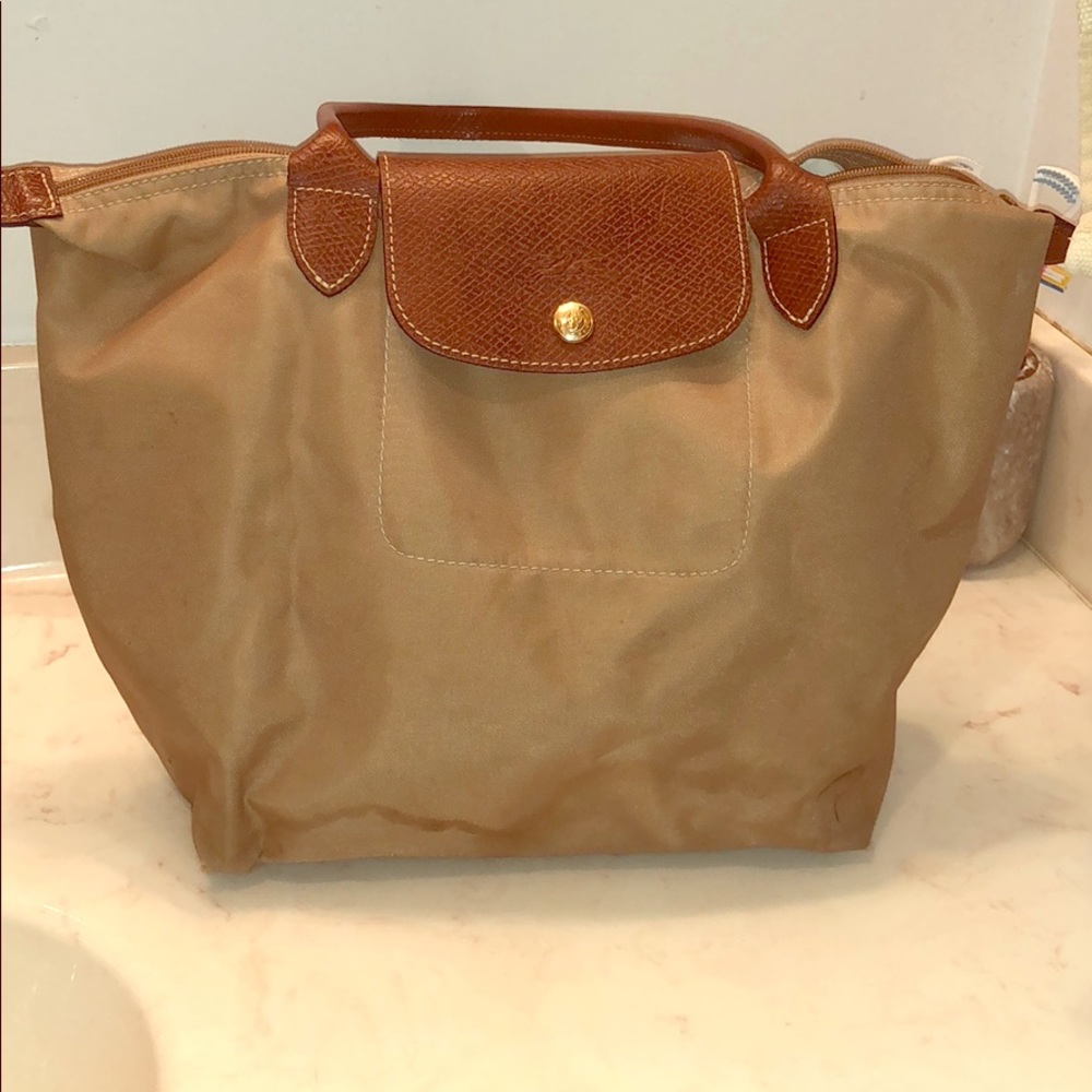 Long champ small sized tan